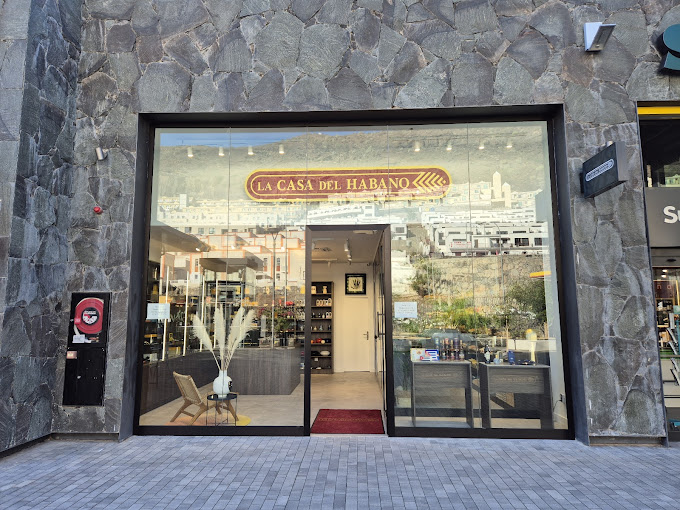 La Casa del Habano Opens Second Location in the Canary Islands